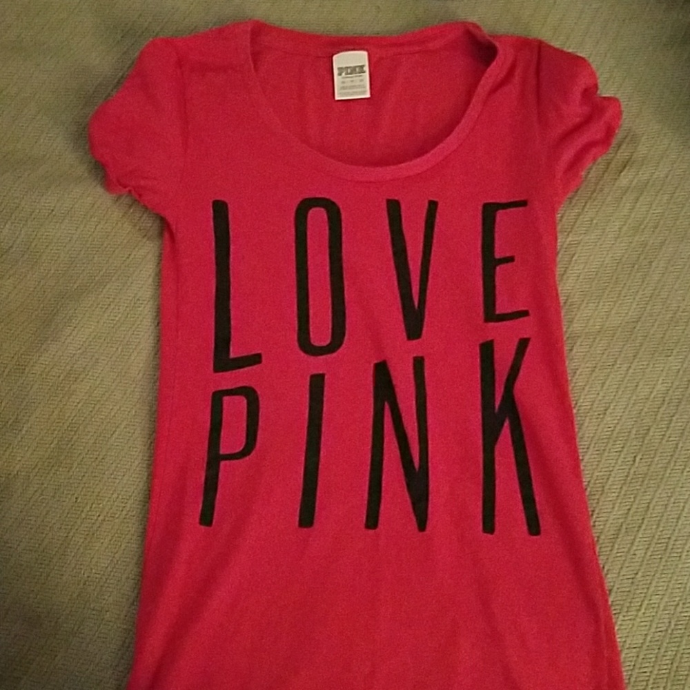 pink shirt